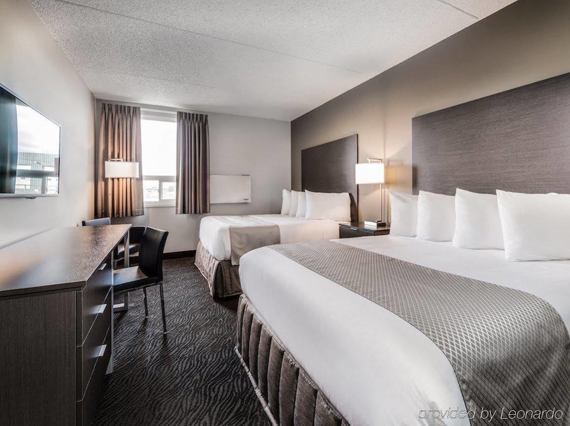 Heritage Inn Hotel & Convention Centre - High River Екстер'єр фото